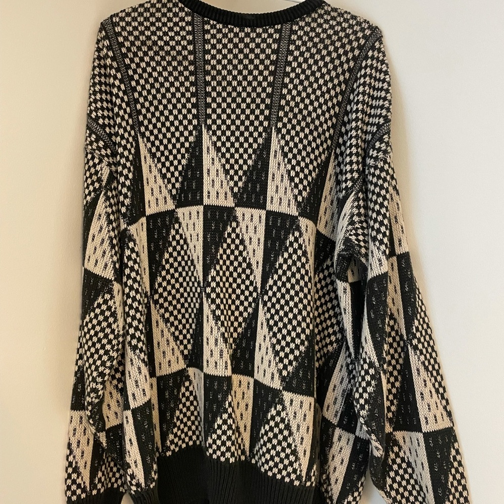 Vintage knit sweater